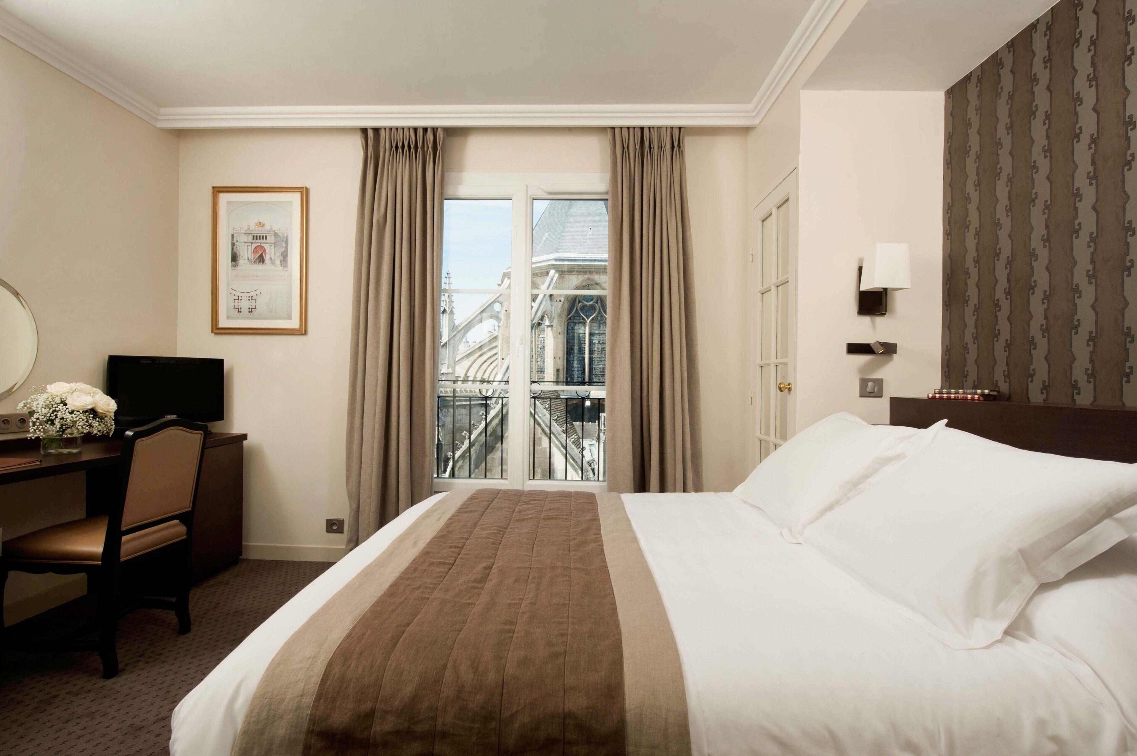 Henri Iv Rive Gauche 3*